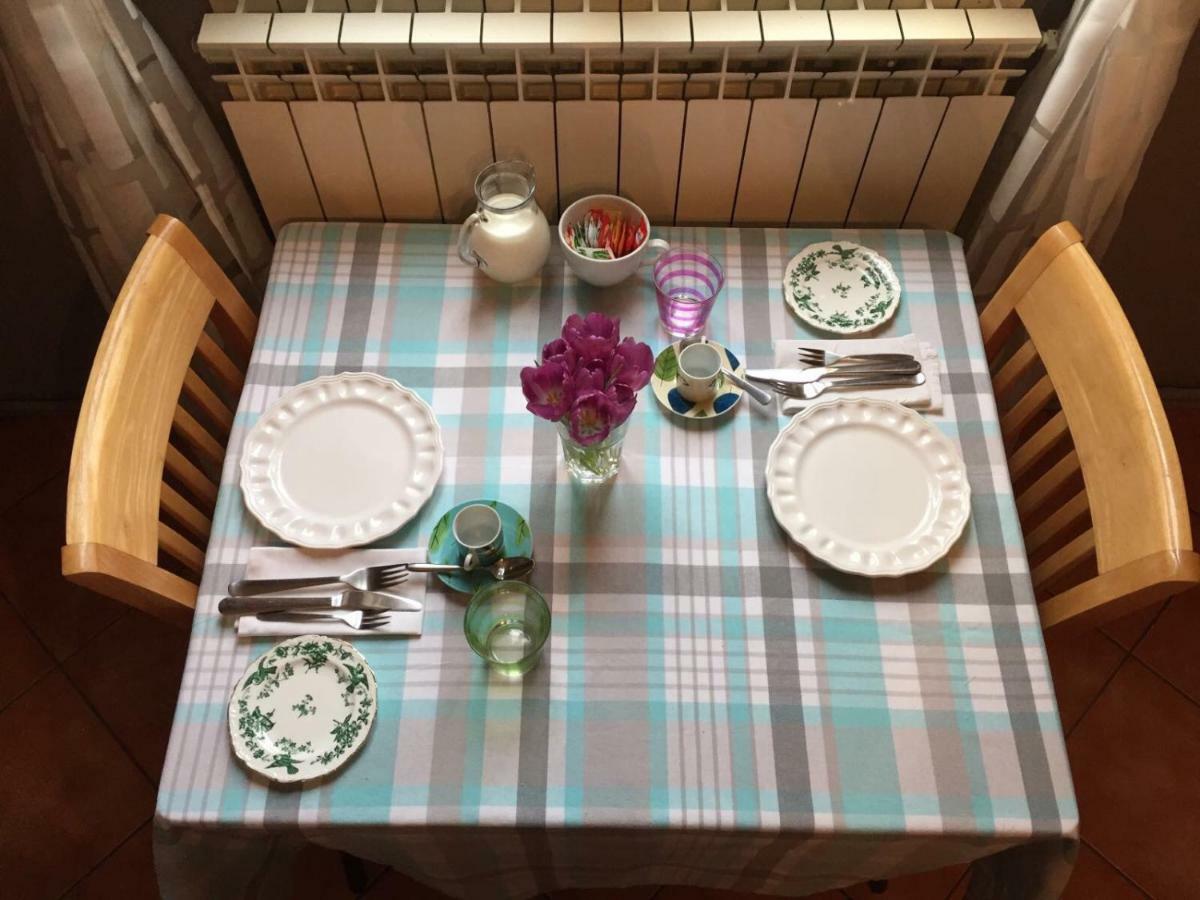 Bed and Breakfast Via Bruno Rossi 23 Ambrogio Екстер'єр фото
