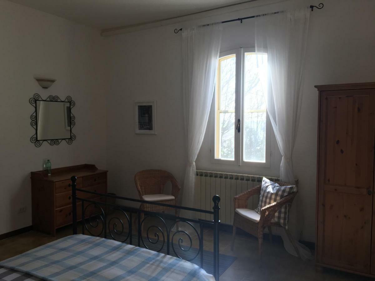 Bed and Breakfast Via Bruno Rossi 23 Ambrogio Екстер'єр фото